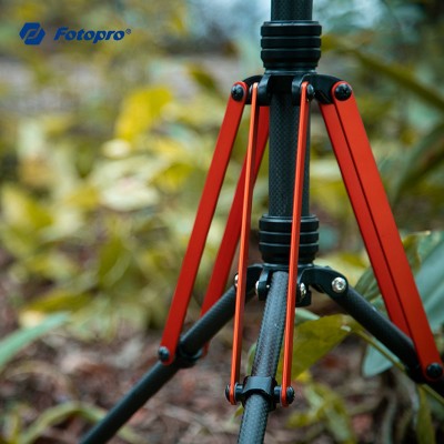 TR-01C Carbon Lamp Tripod