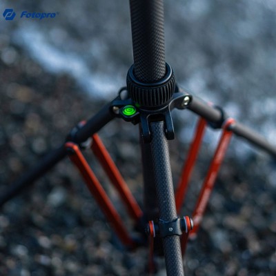 TR-01C Carbon Lamp Tripod