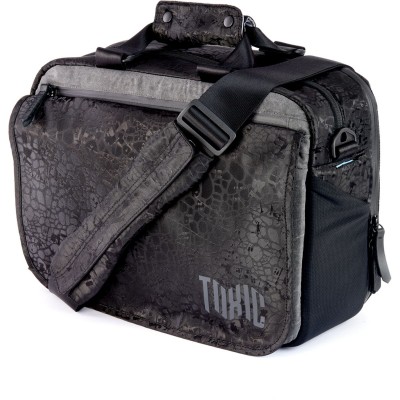 Toxic Wraith Camera Messenger L Water Resistant Frog Pocket 