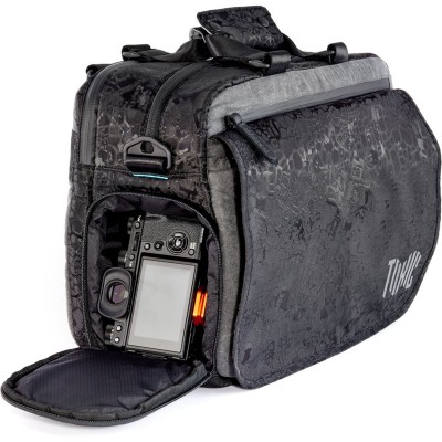 Toxic Wraith Camera Messenger L Water Resistant Frog Pocket 