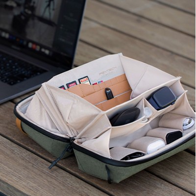 Tech Pouch(Moss Green)