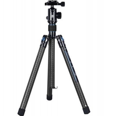 AT125+E-10 Lightweight Traveler Tripod